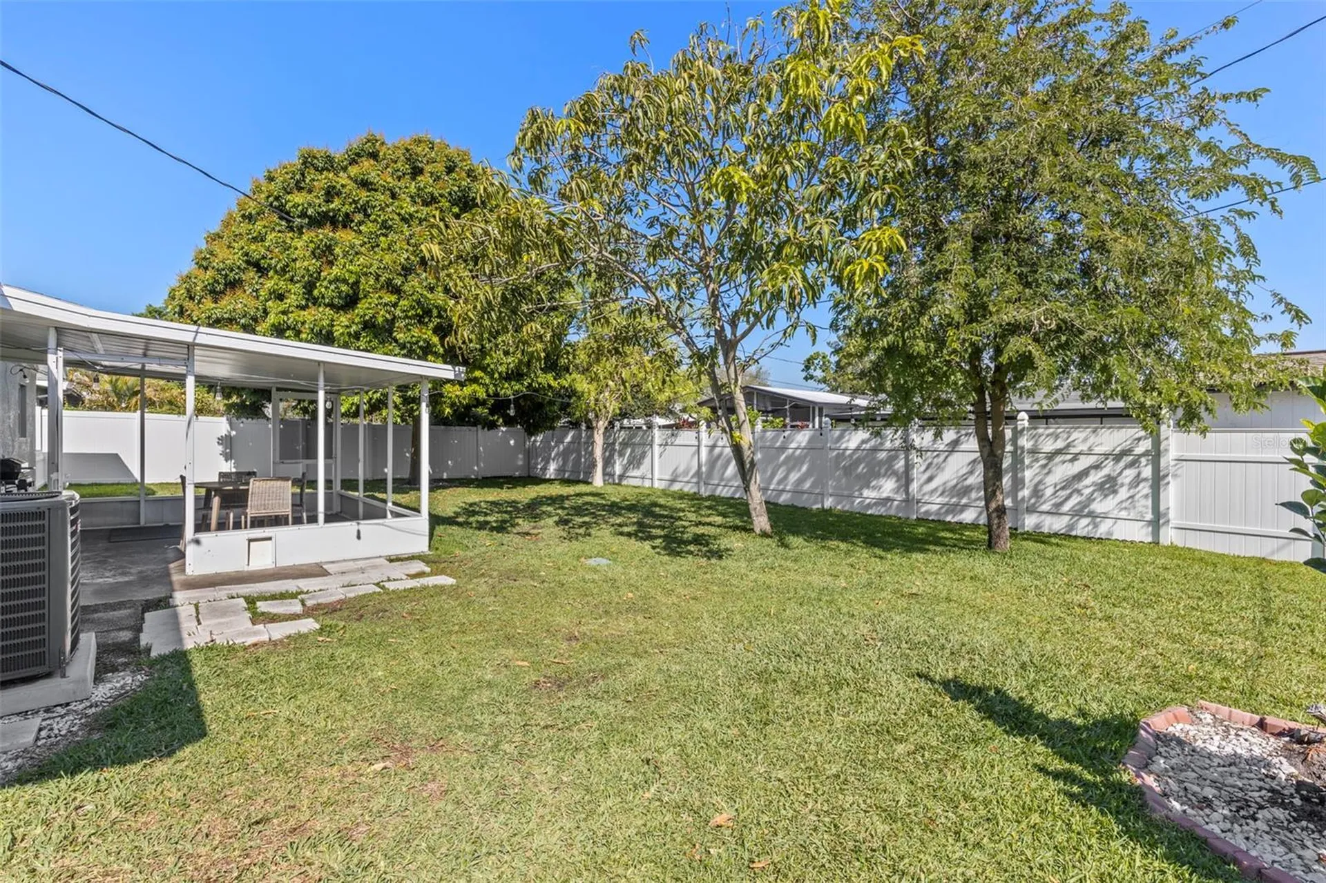 4601 W Villa Rosa Street Tampa FL 33611