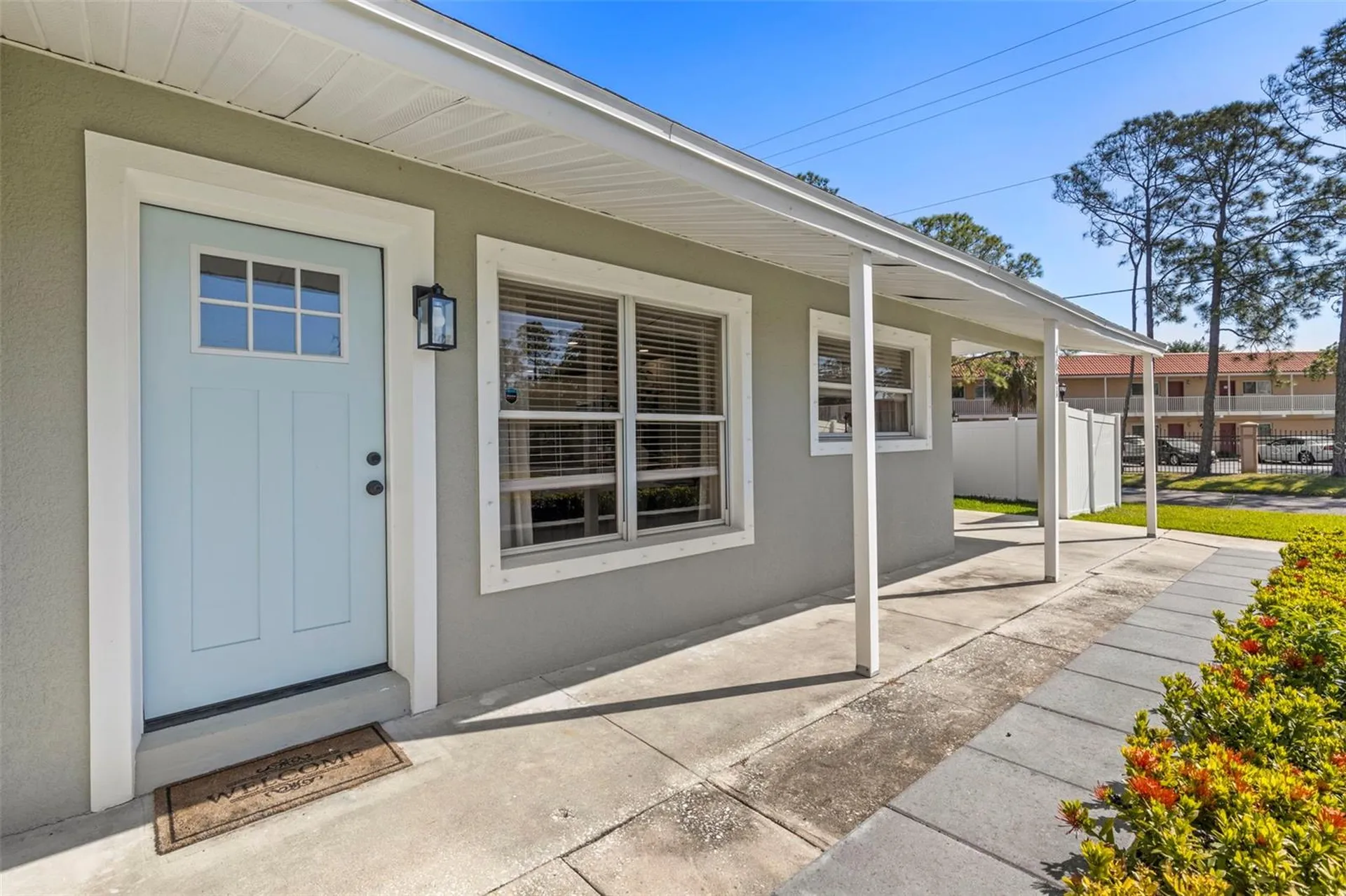 4601 W Villa Rosa Street Tampa FL 33611