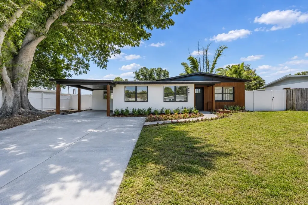 4502 S Grady Avenue Tampa FL 33611
