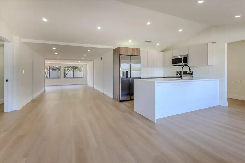 4502 S Grady Avenue Tampa FL 33611