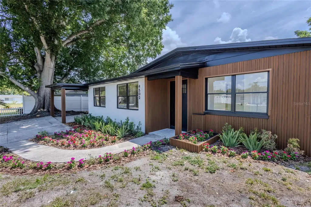 4502 S Grady Avenue Tampa FL 33611