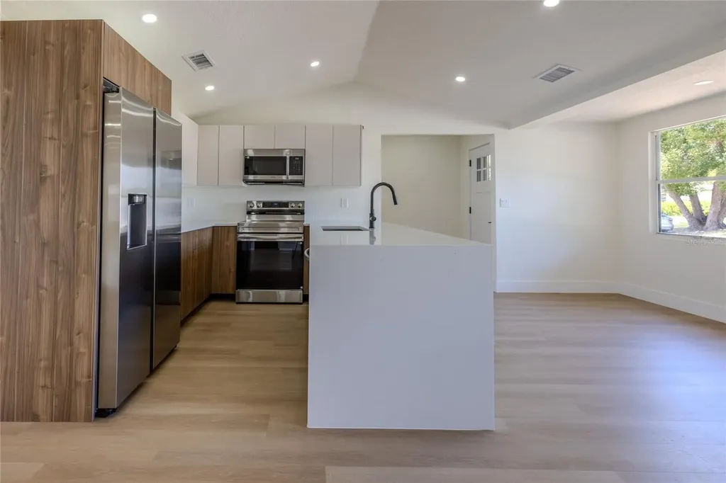 4502 S Grady Avenue Tampa FL 33611