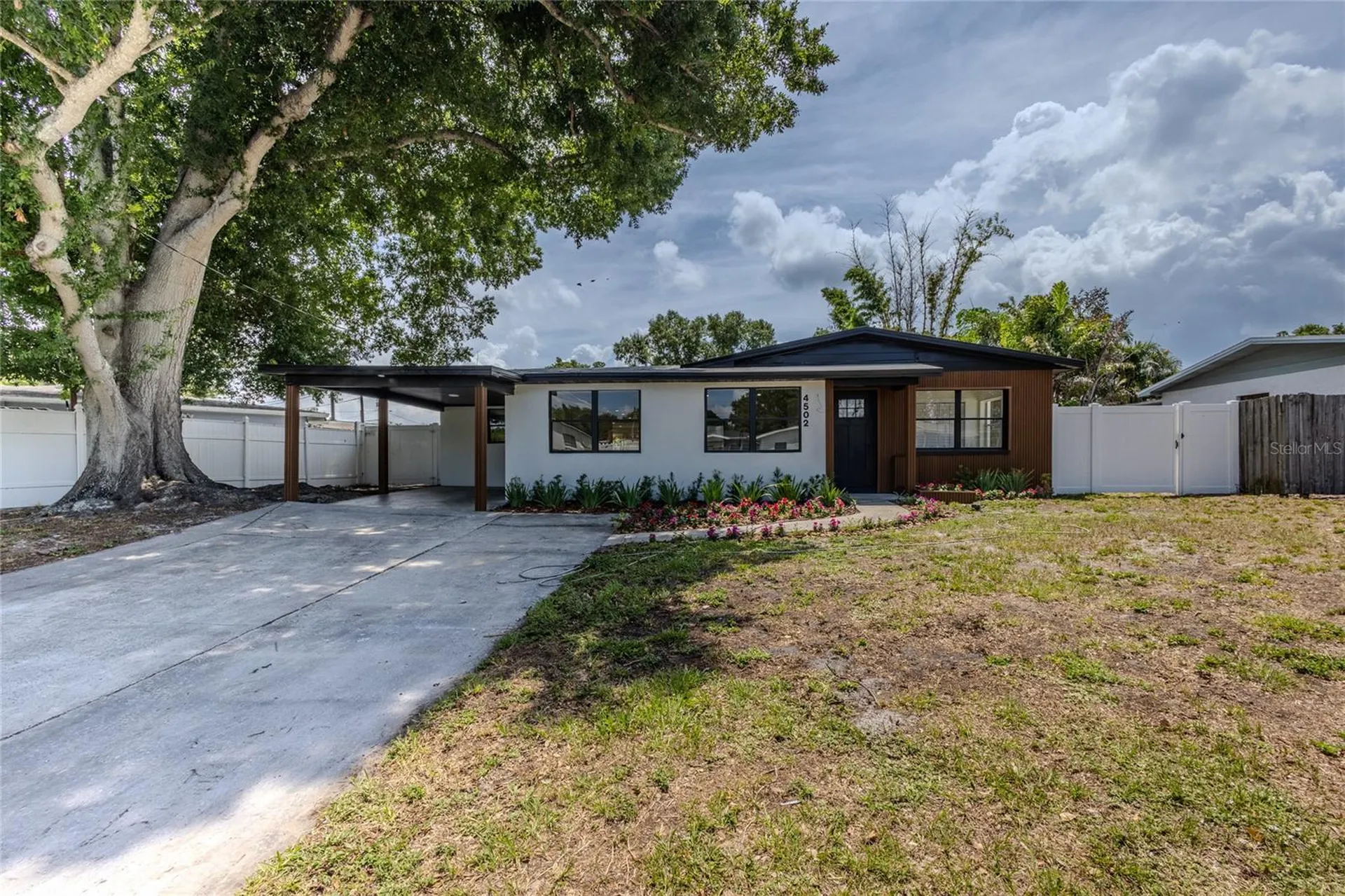 4502 S Grady Avenue Tampa FL 33611