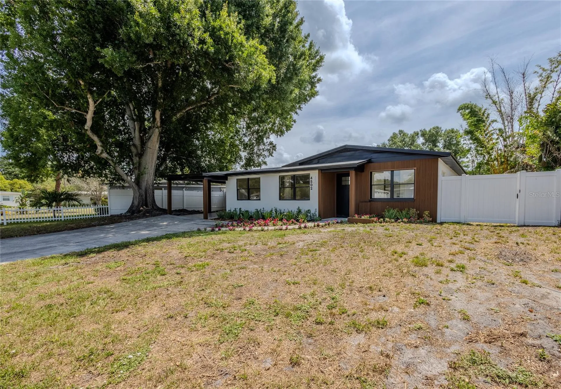 4502 S Grady Avenue Tampa FL 33611