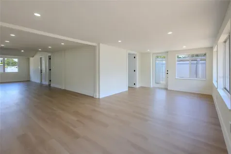 4502 S Grady Avenue Tampa FL 33611