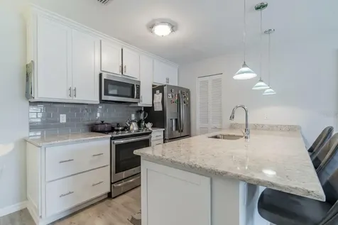2724 72nd Street W Bradenton FL 34209