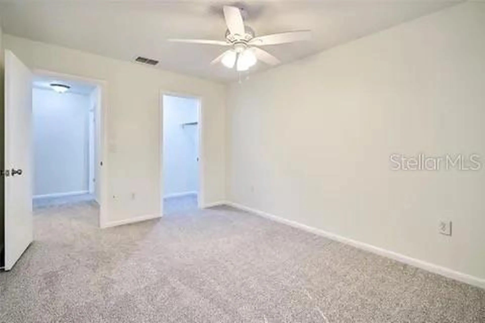 11713 Raintree Drive Tampa FL 33617