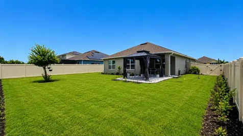 127 Auburn Grove Boulevard Auburndale FL 33823