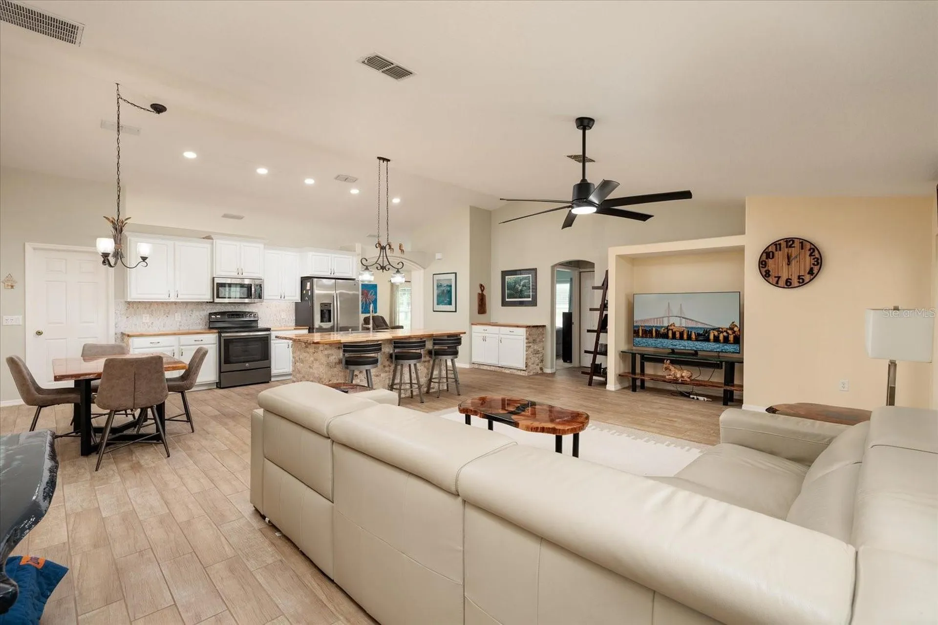 8343 Nittany Road Weeki Wachee FL 34613