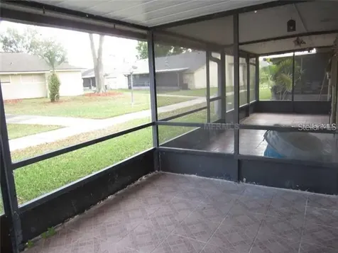 13 Silver Park Circle Kissimmee FL 34743
