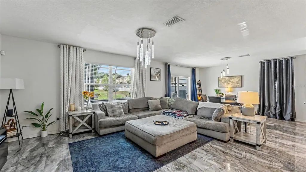 3509 Diamond Leaf Court Valrico FL 33594