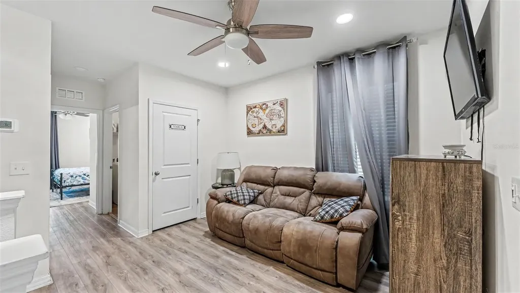 3509 Diamond Leaf Court Valrico FL 33594