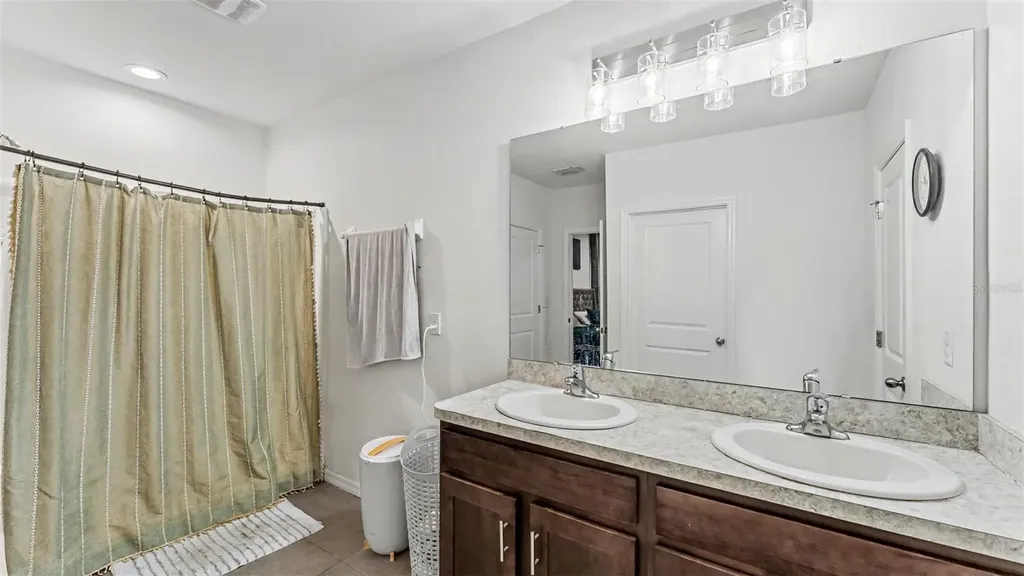 3509 Diamond Leaf Court Valrico FL 33594