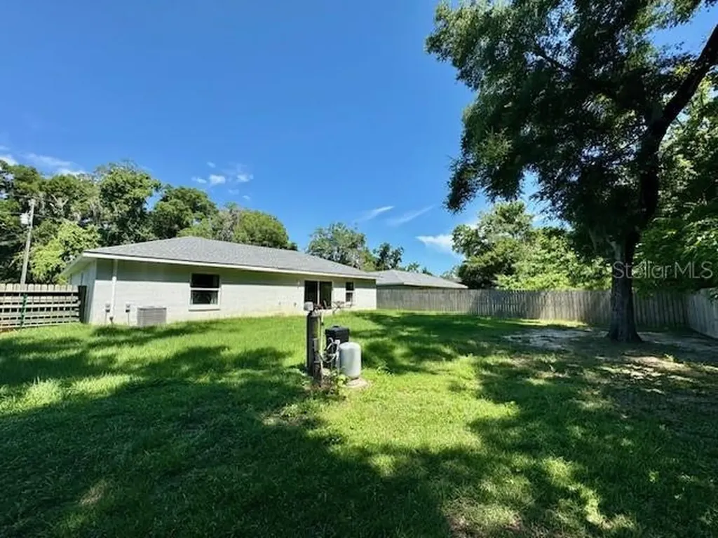 5423 NW 52nd Avenue Ocala FL 34482
