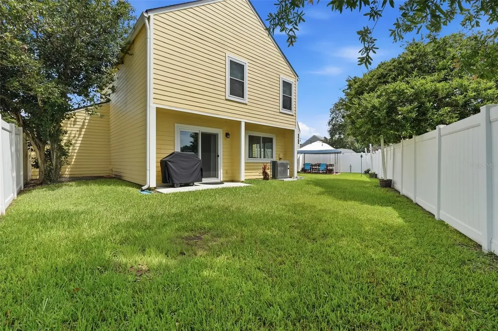 231 Tom Sawyer Court Orlando FL 32828