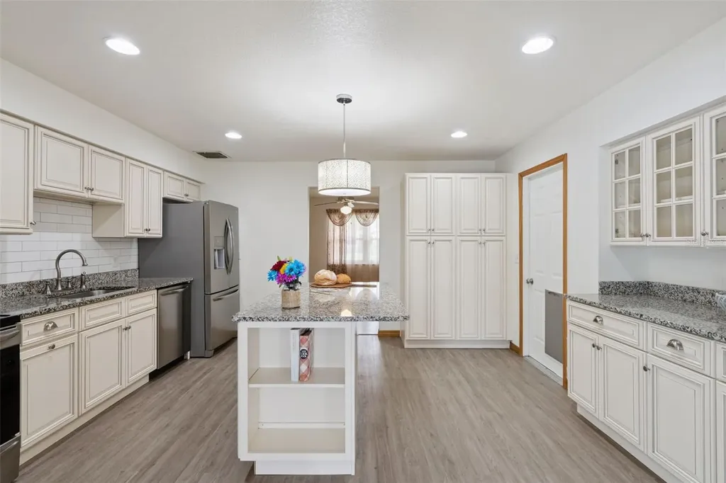 131 Flower Queen Court Orlando FL 32807