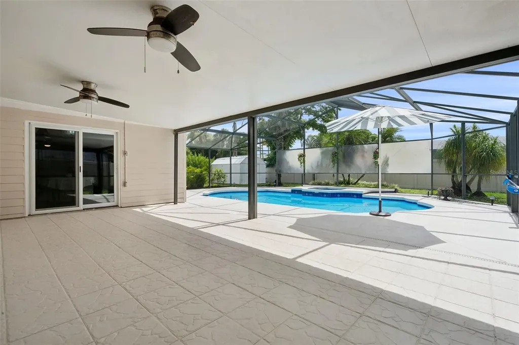 131 Flower Queen Court Orlando FL 32807