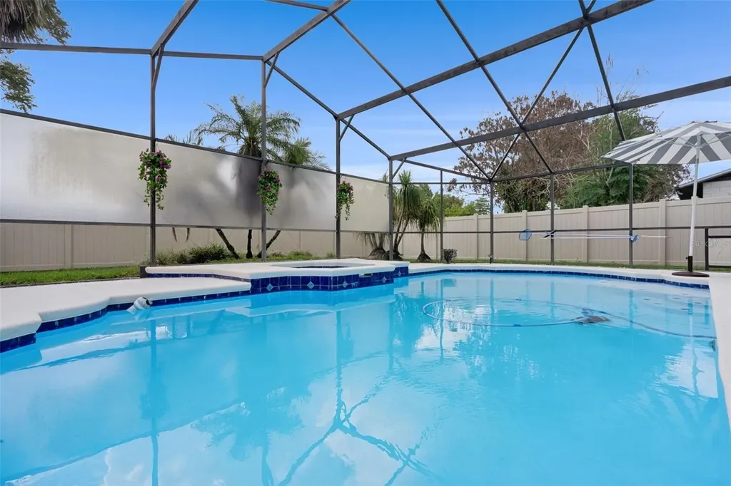 131 Flower Queen Court Orlando FL 32807