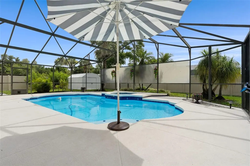 131 Flower Queen Court Orlando FL 32807