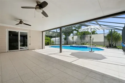 131 Flower Queen Court Orlando FL 32807
