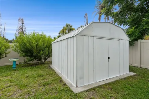 131 Flower Queen Court Orlando FL 32807