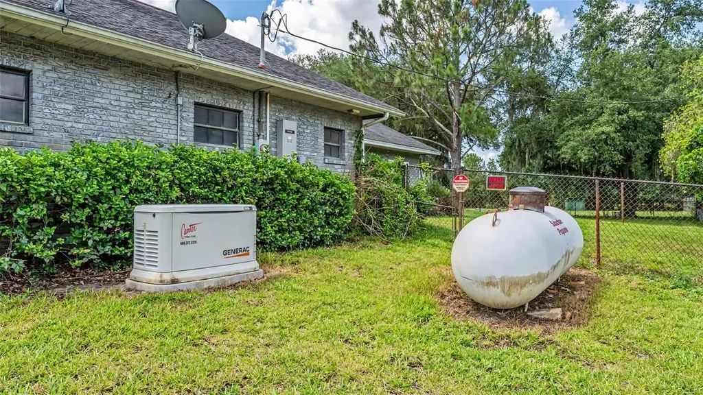 14080 Us Highway 98 N Kathleen FL 33849