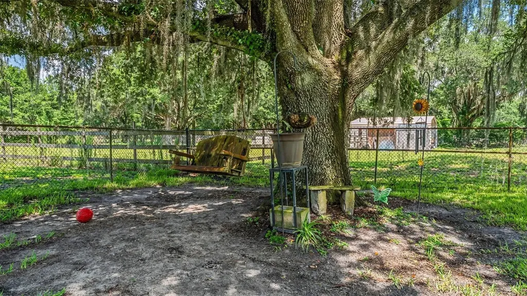 14080 Us Highway 98 N Kathleen FL 33849