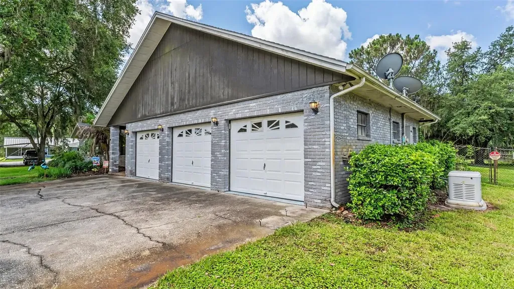 14080 Us Highway 98 N Kathleen FL 33849