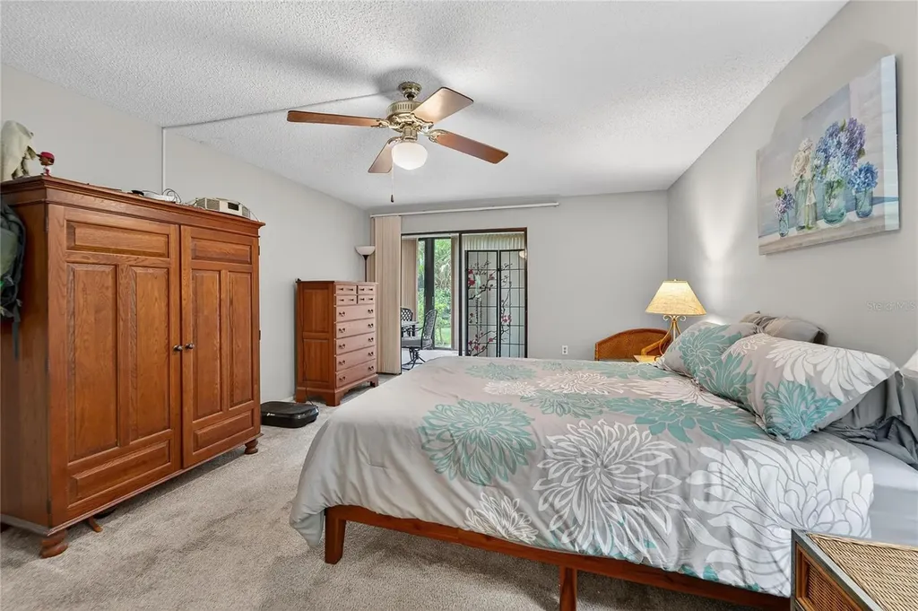 593 Lakeside Drive Bradenton FL 34210