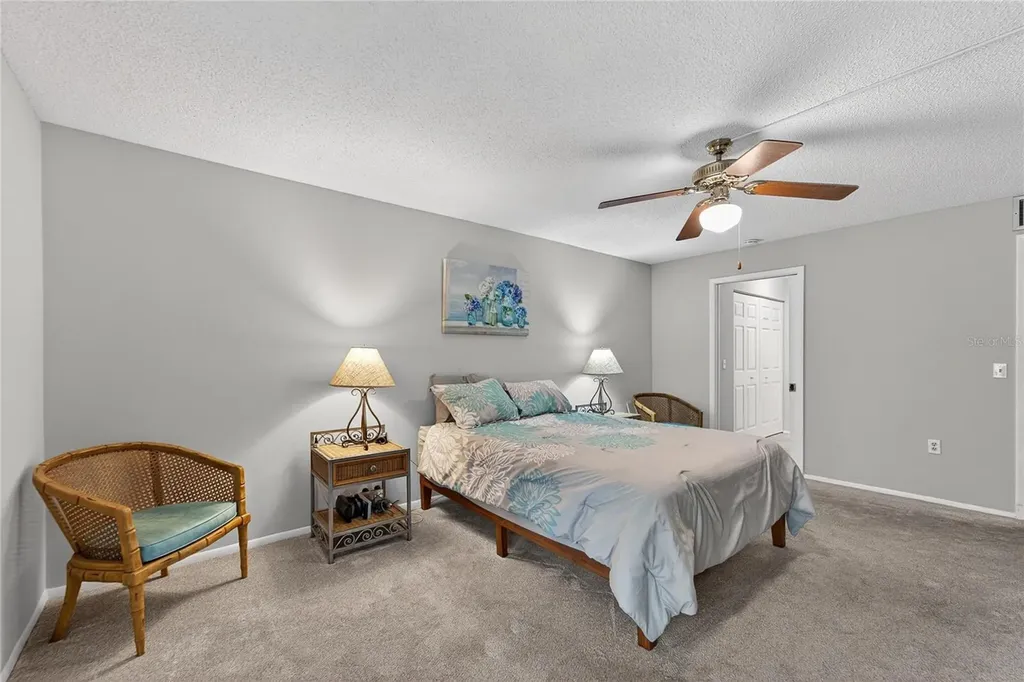 593 Lakeside Drive Bradenton FL 34210