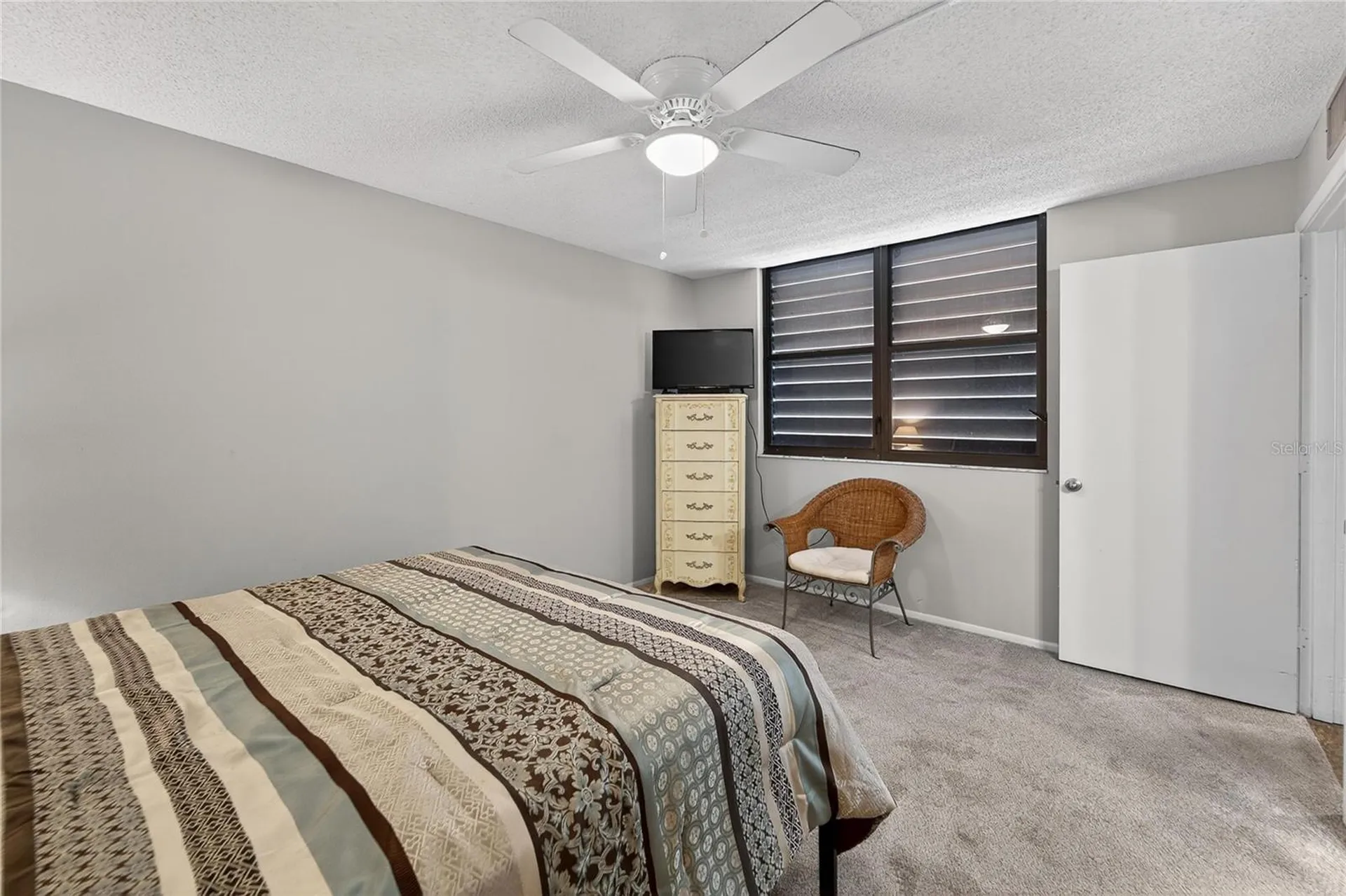 593 Lakeside Drive Bradenton FL 34210