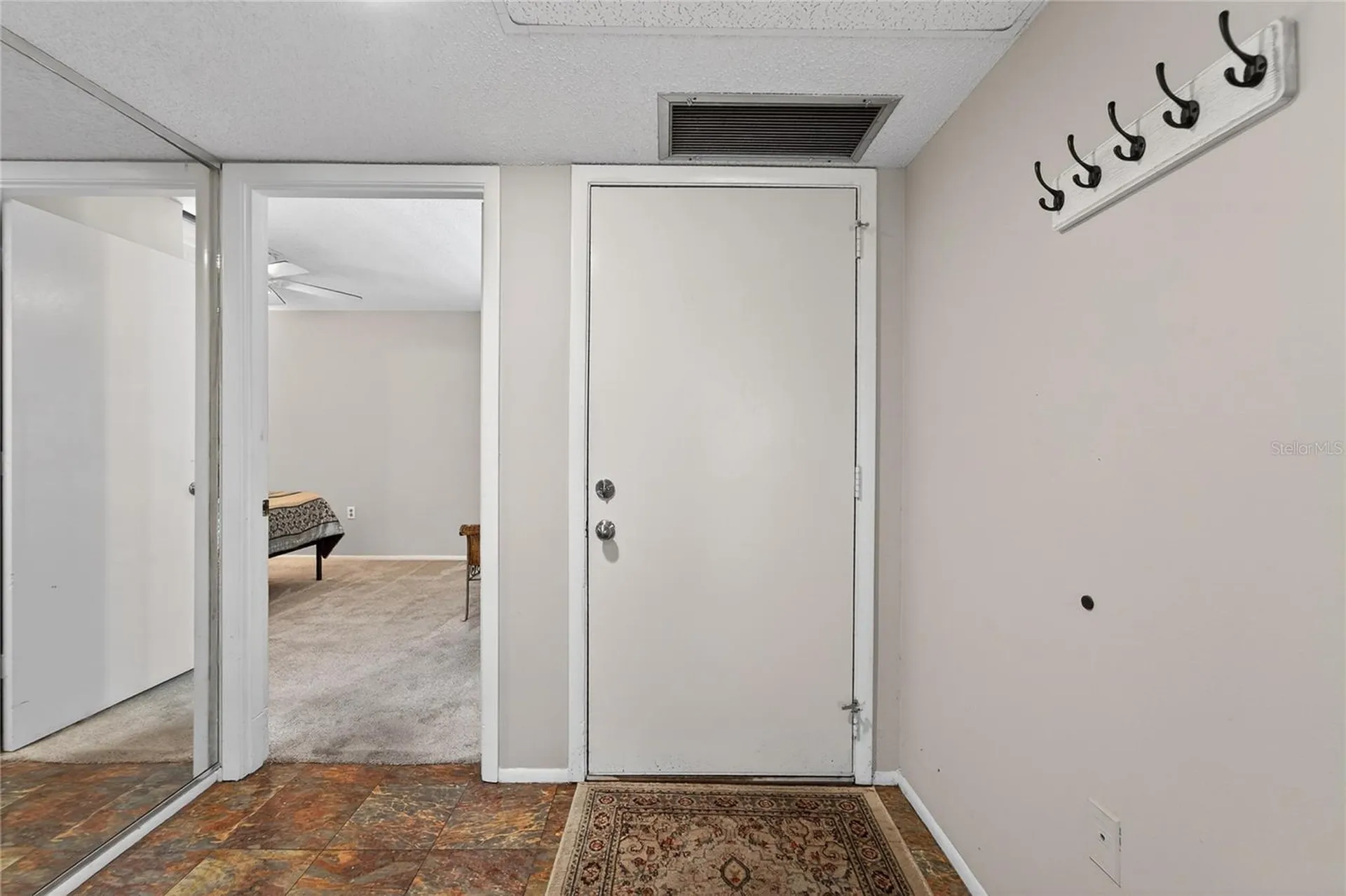 593 Lakeside Drive Bradenton FL 34210