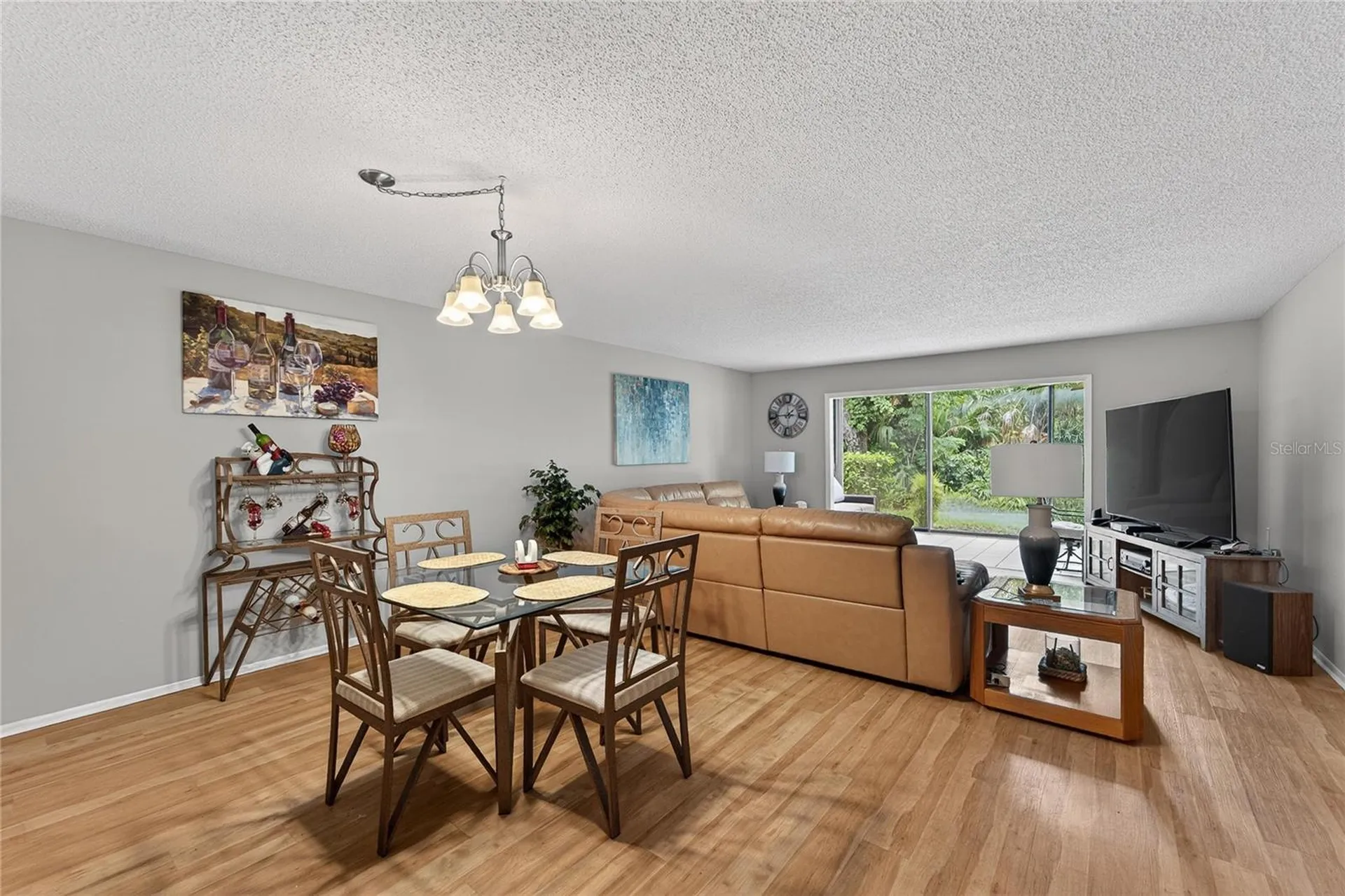 593 Lakeside Drive Bradenton FL 34210