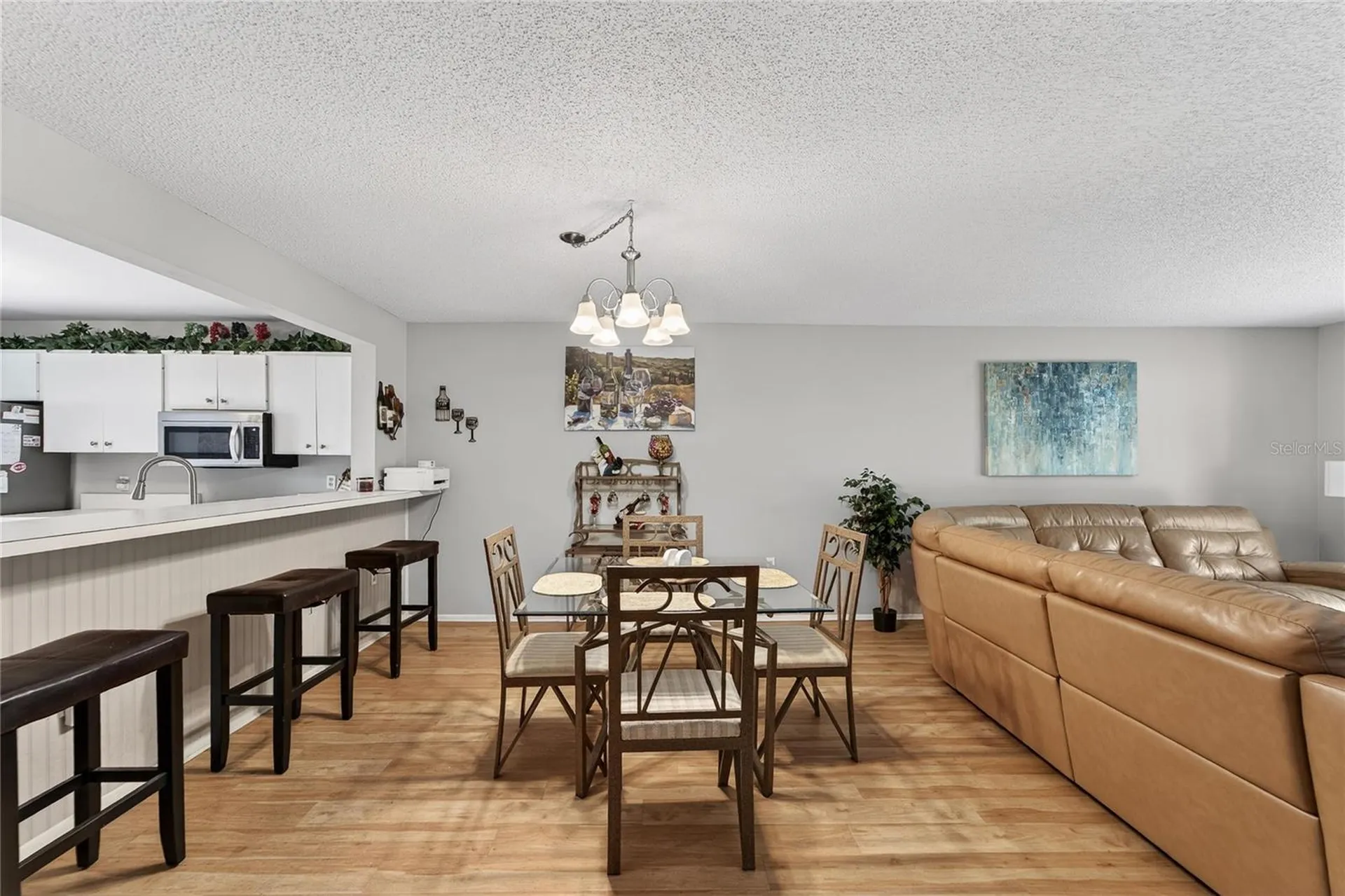 593 Lakeside Drive Bradenton FL 34210