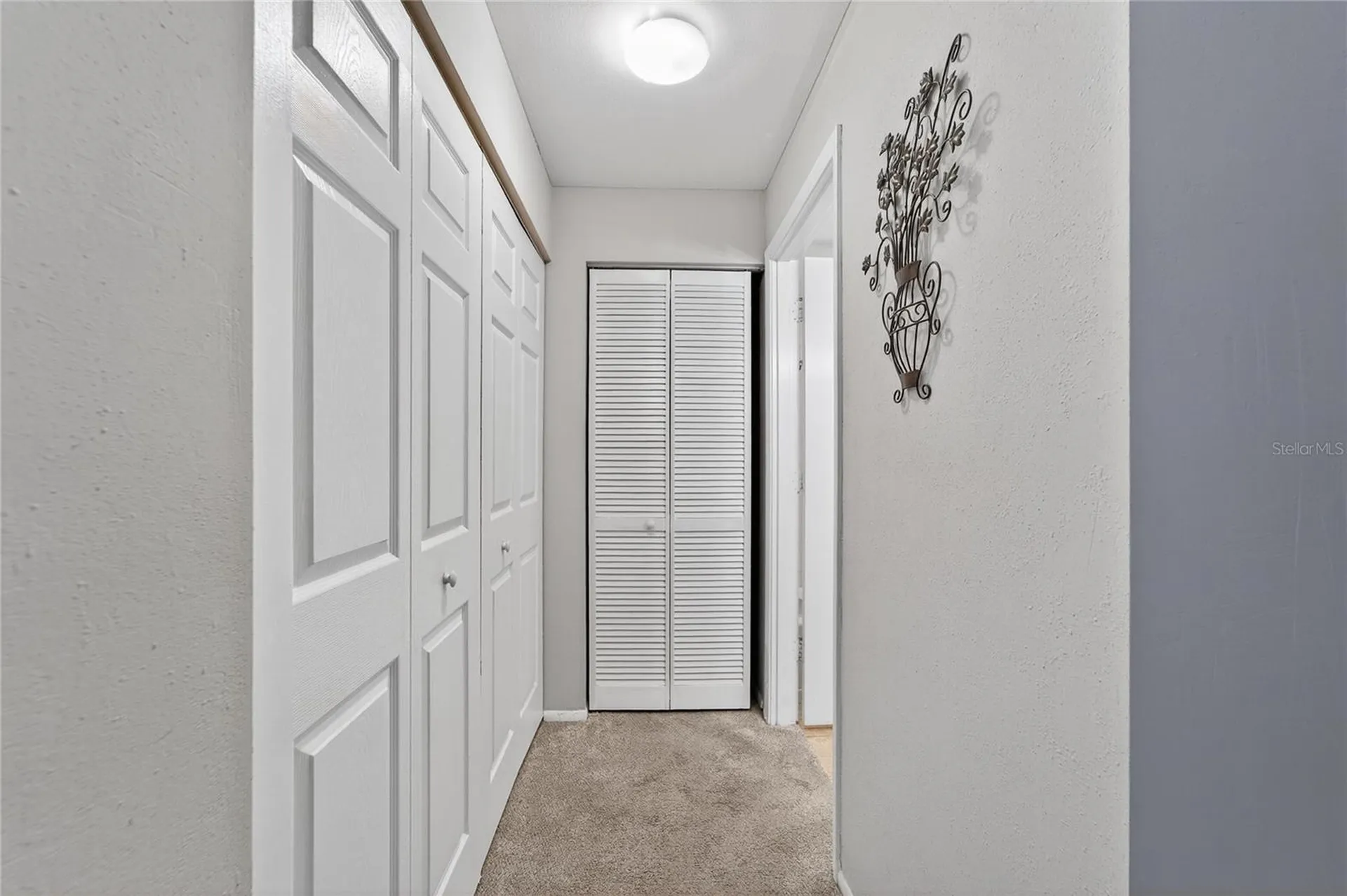 593 Lakeside Drive Bradenton FL 34210