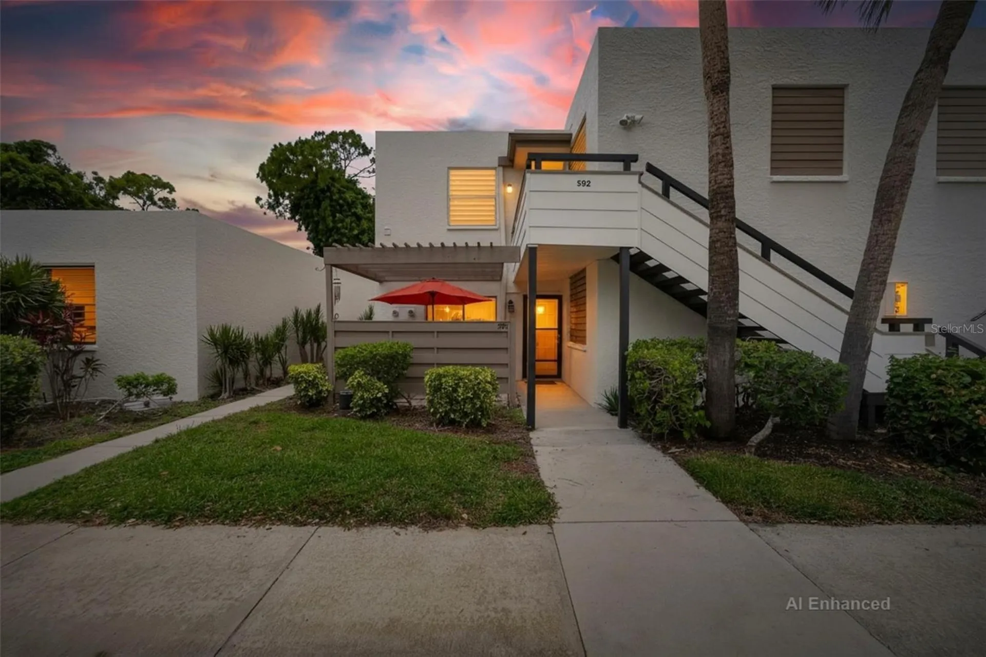 593 Lakeside Drive Bradenton FL 34210
