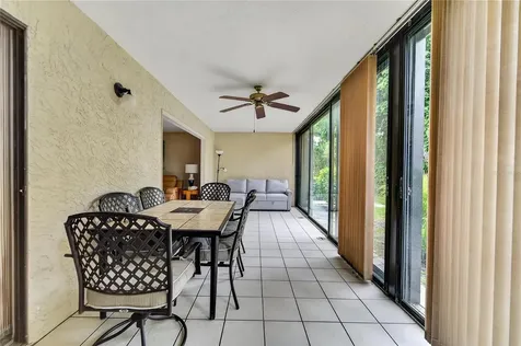 593 Lakeside Drive Bradenton FL 34210
