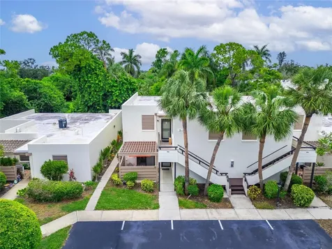 593 Lakeside Drive Bradenton FL 34210
