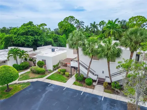 593 Lakeside Drive Bradenton FL 34210