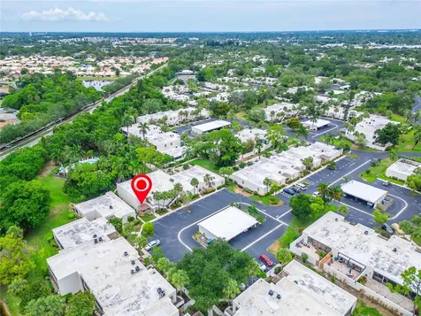 593 Lakeside Drive Bradenton FL 34210