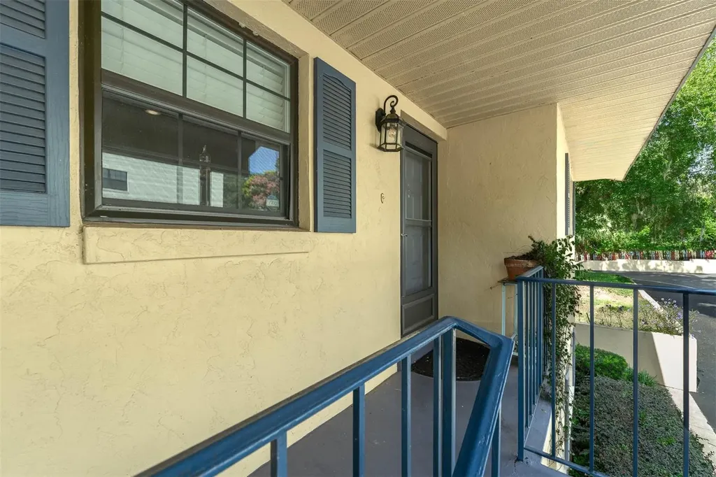 110 N Tremain Street Mount Dora FL 32757