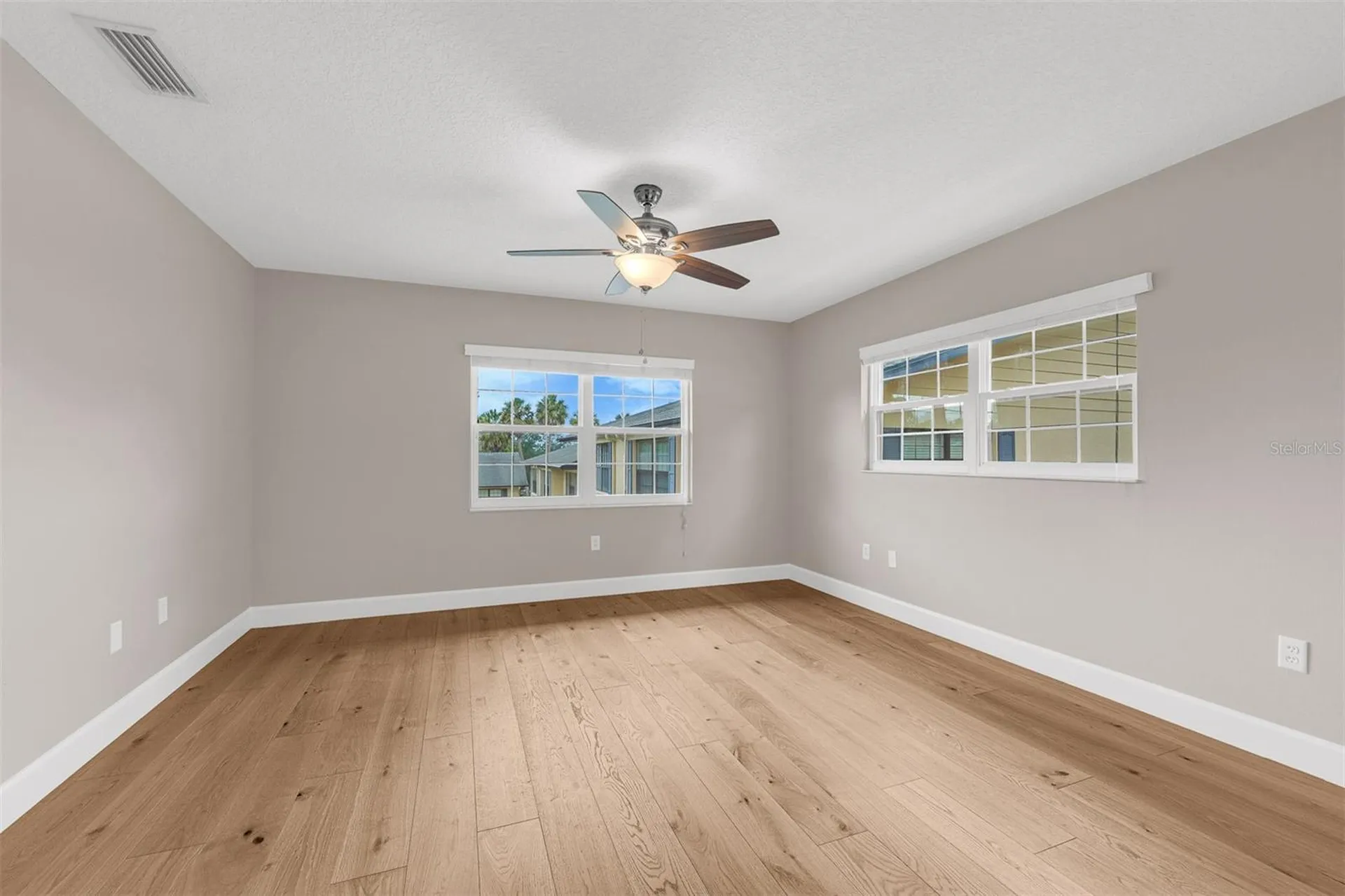 110 N Tremain Street Mount Dora FL 32757