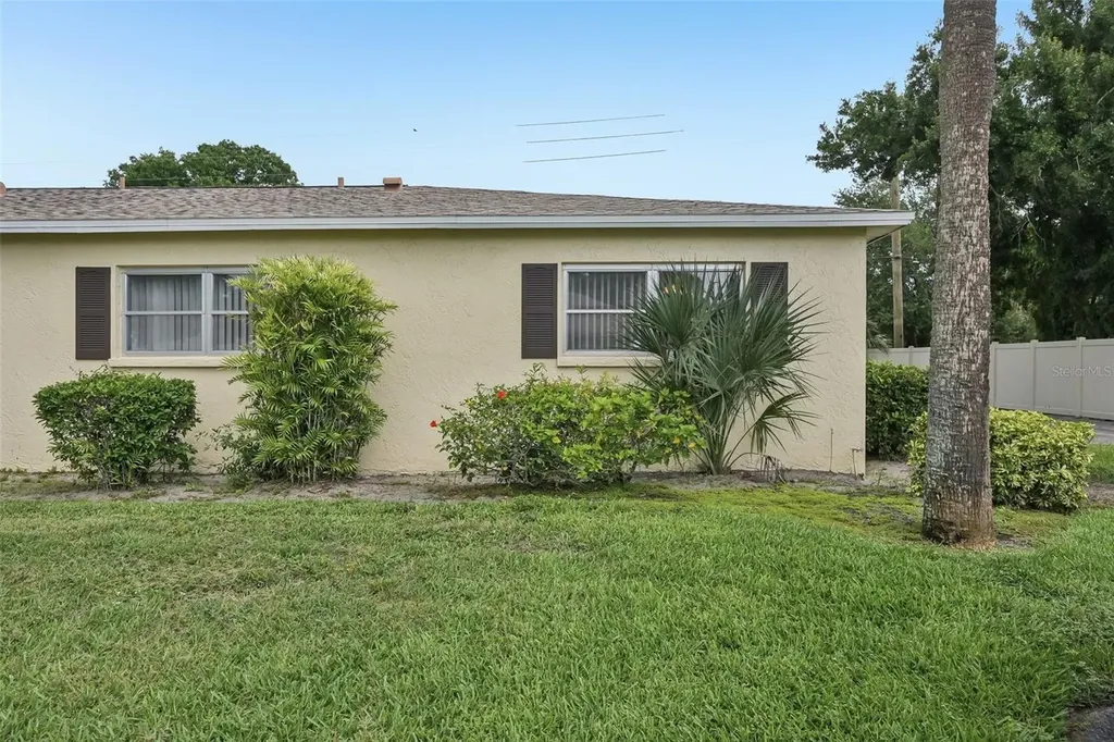 390 301 Boulevard W Bradenton FL 34205