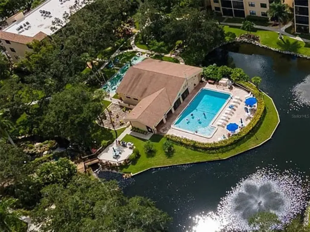 390 301 Boulevard W Bradenton FL 34205