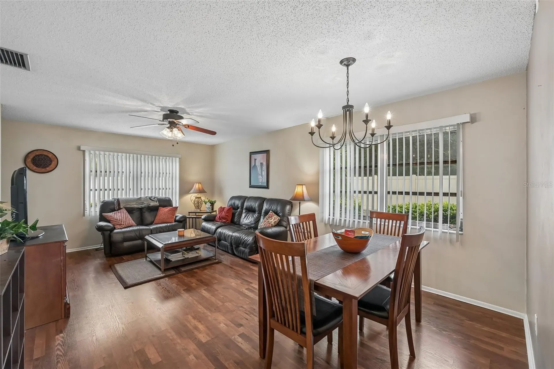 390 301 Boulevard W Bradenton FL 34205