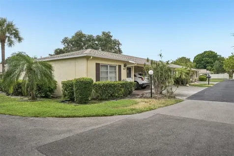 390 301 Boulevard W Bradenton FL 34205