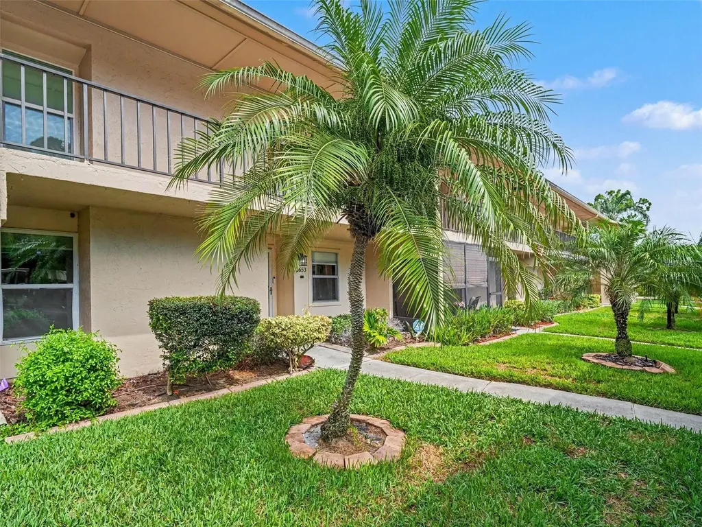 2653 Woodgate Lane Sarasota FL 34231