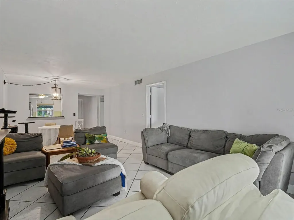 2653 Woodgate Lane Sarasota FL 34231