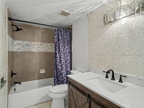 2653 Woodgate Lane Sarasota FL 34231