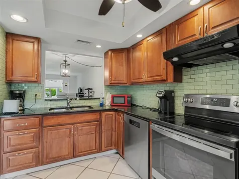 2653 Woodgate Lane Sarasota FL 34231